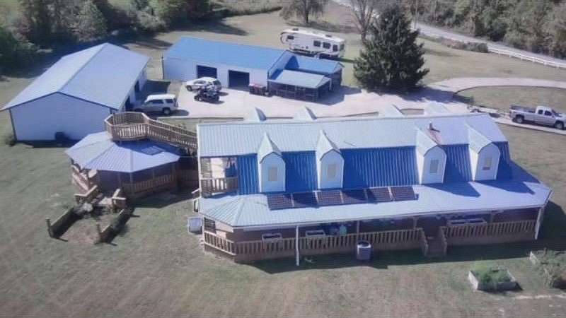 9.77 Acres of Residential Land with Home for Sale in Coal City, Indiana