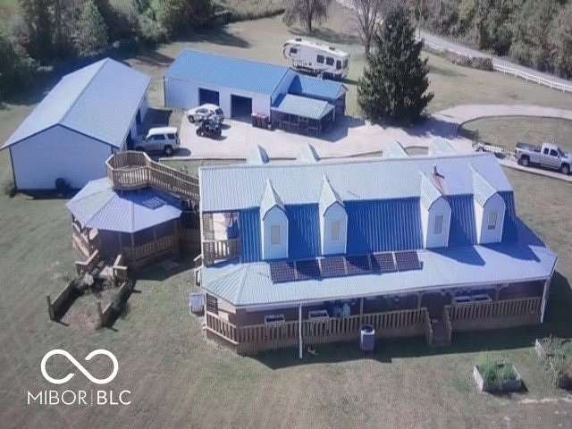 9.77 Acres of Residential Land with Home for Sale in Coal City, Indiana