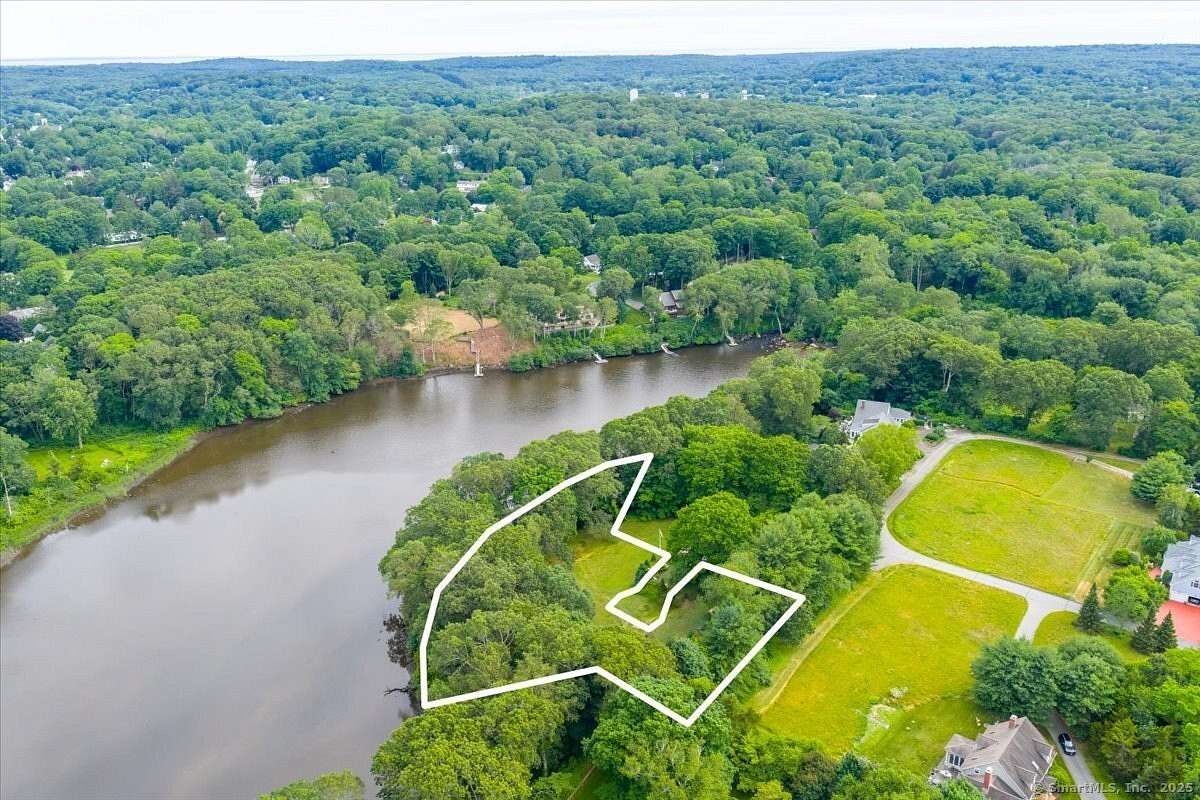 1 Acre of Residential Land for Sale in Essex, Connecticut