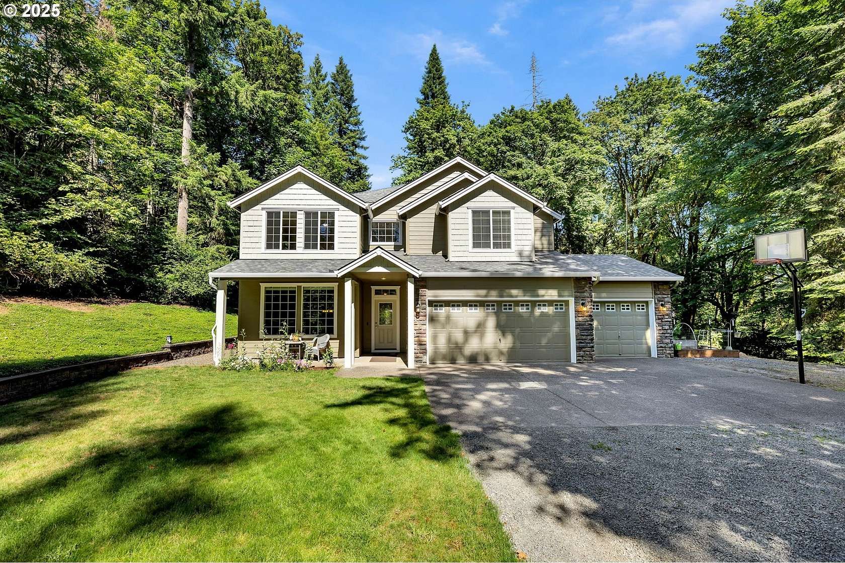 2.5 Acres of Residential Land with Home for Sale in Battle Ground, Washington