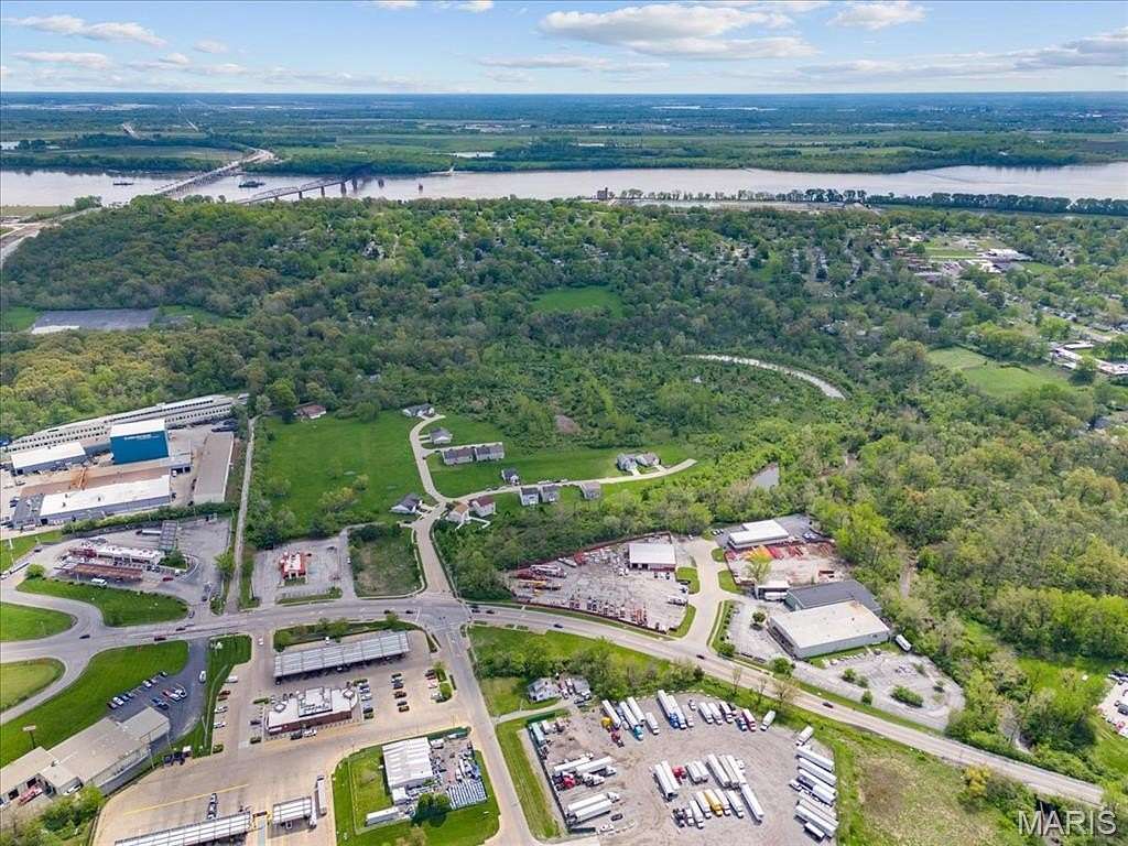 12.7 Acres of Land for Sale in St. Louis, Missouri