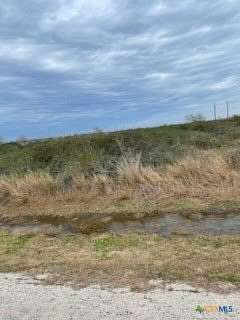 1.65 Acres of Residential Land for Sale in Victoria, Texas