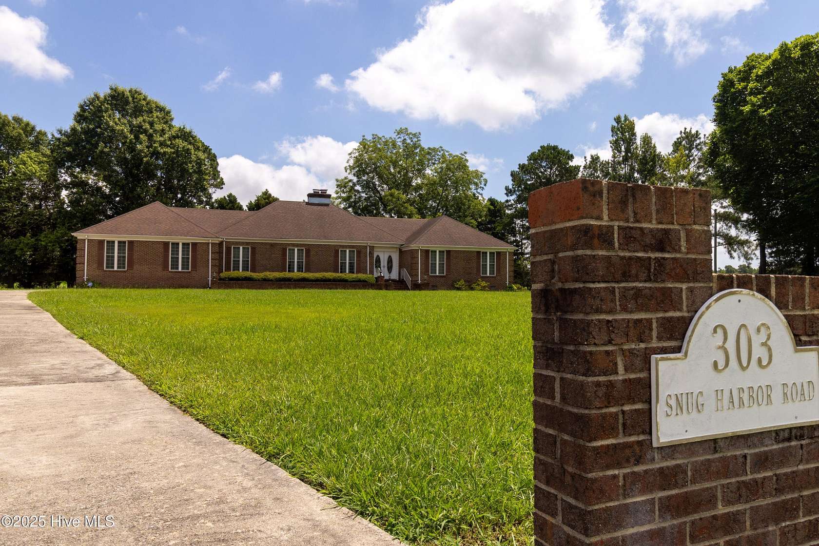 1.53 Acres of Residential Land with Home for Sale in Hertford, North Carolina