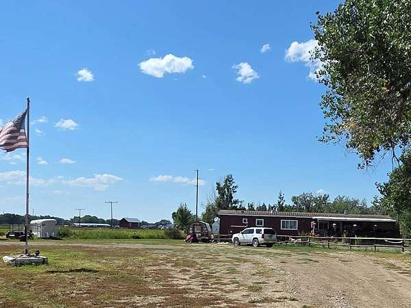 3.2 Acres of Residential Land with Home for Sale in Lavina, Montana