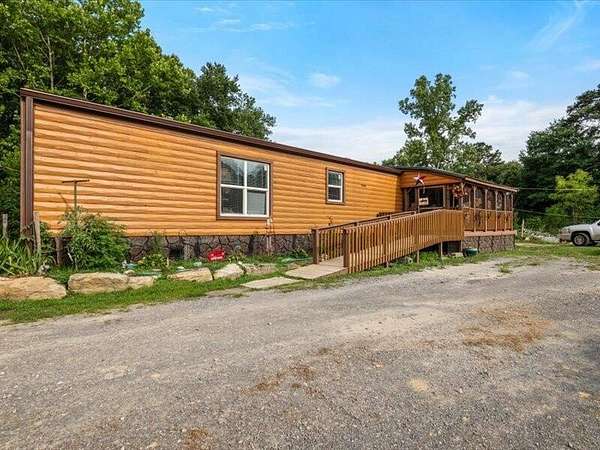 10.2 Acres of Land for Sale in Barbourville, Kentucky