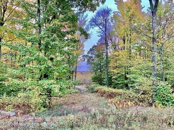 3.24 Acres of Residential Land for Sale in Roaring Brook Township, Pennsylvania