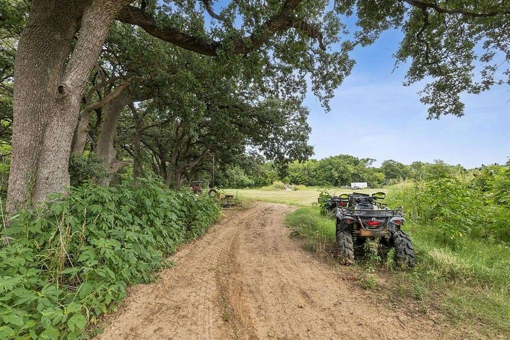 19.3 Acres of Land with Home for Sale in Alvarado, Texas