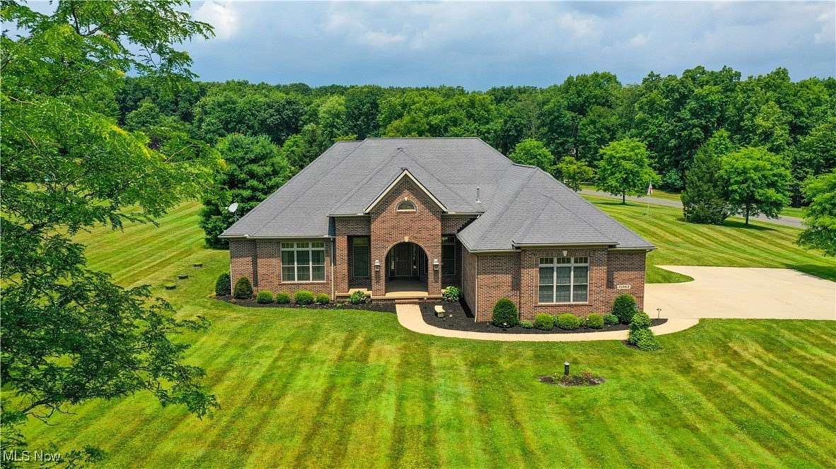 2 Acres of Residential Land with Home for Sale in Garrettsville, Ohio