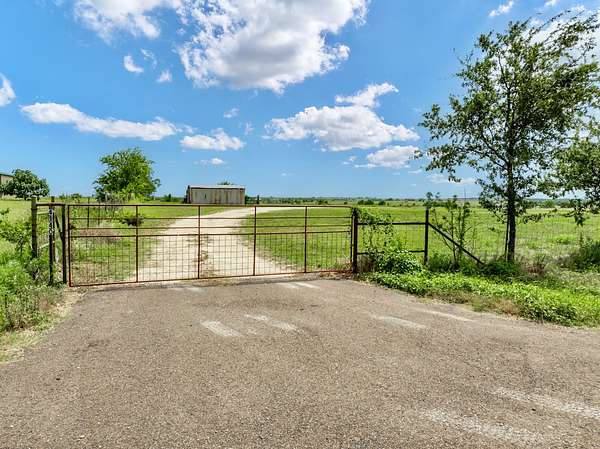 20.7 Acres of Agricultural Land for Sale in Hamilton, Texas