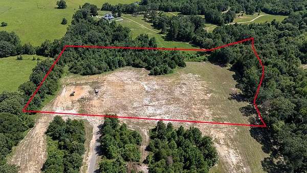 8.66 Acres of Residential Land for Sale in Murchison, Texas