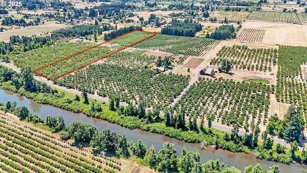 11.1 Acres of Land for Sale in Creswell, Oregon