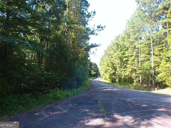 100 Acres of Land for Sale in Eatonton, Georgia