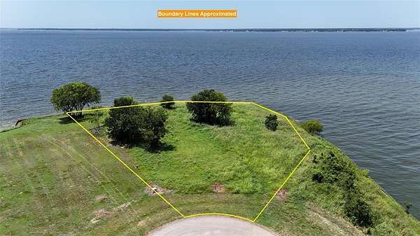 1.16 Acres of Residential Land for Sale in Streetman, Texas