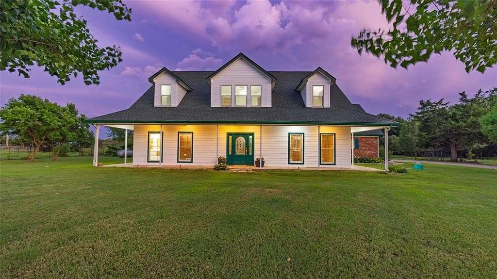 15.4 Acres of Land with Home for Sale in Quinlan, Texas