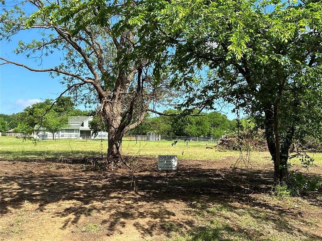 1 Acre of Residential Land for Sale in Mansfield, Texas