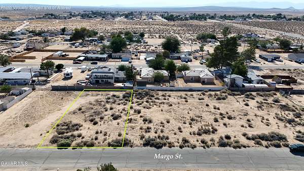Residential Land for Sale in Edwards, California