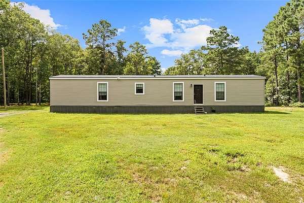 7 Acres of Land with Home for Sale in Karnack, Texas