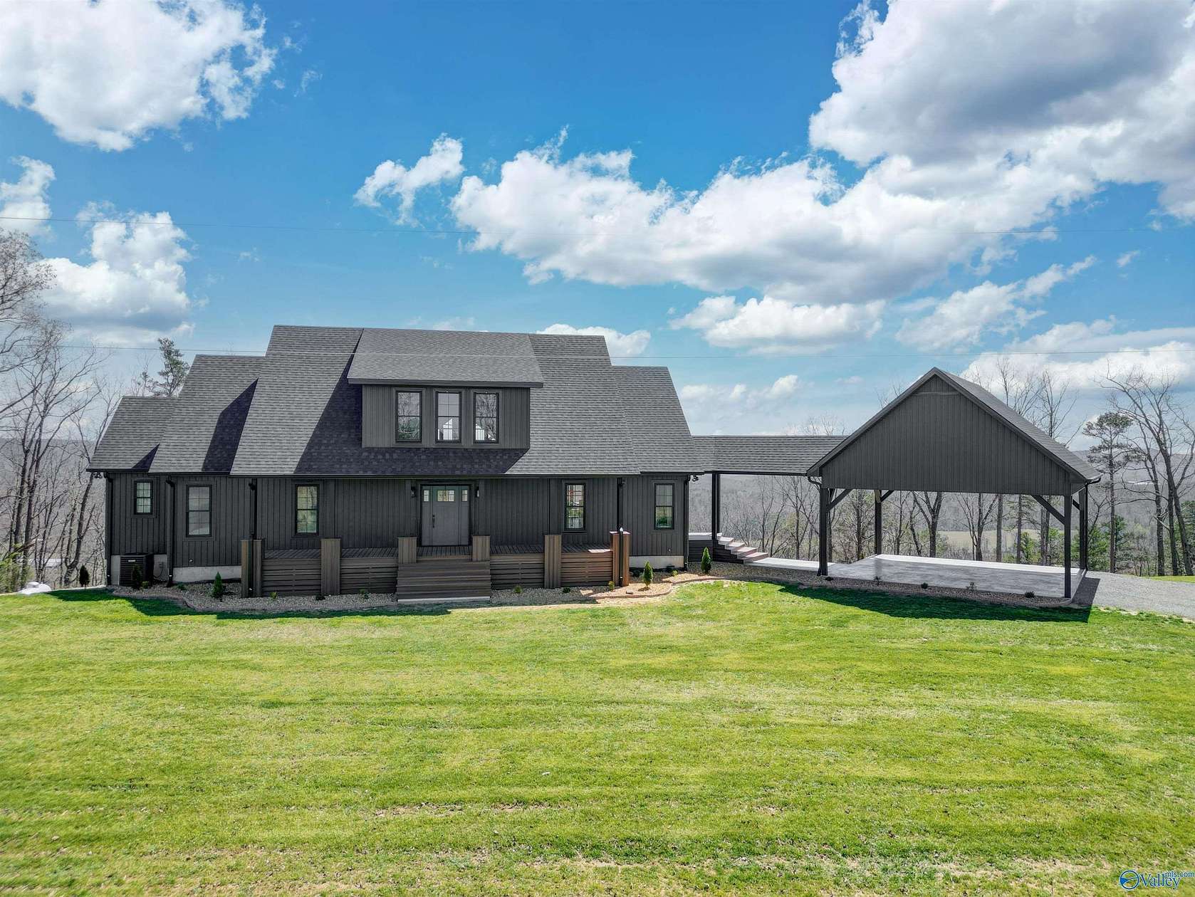 6 Acres of Residential Land with Home for Sale in Crossville, Alabama