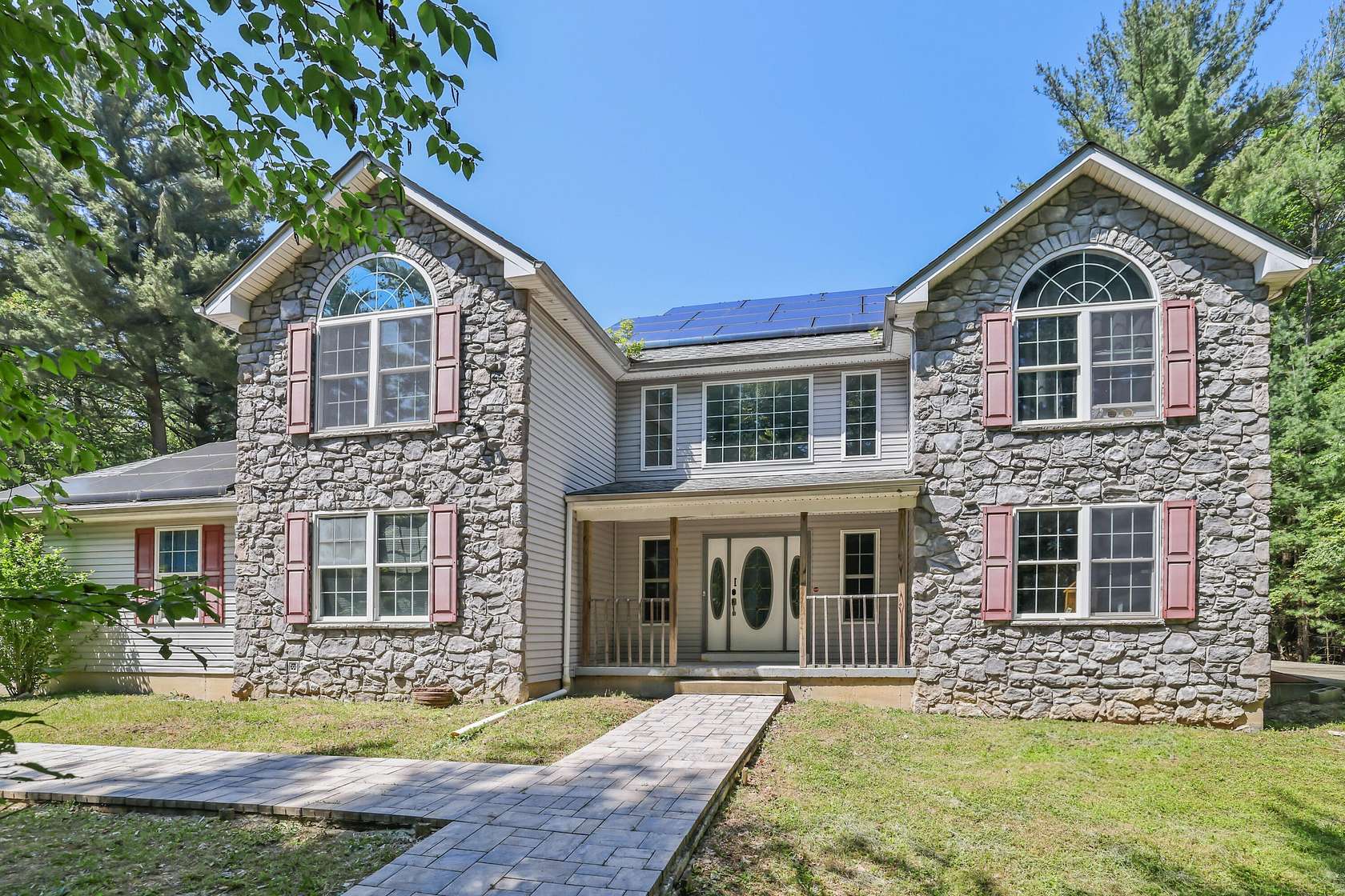 1.52 Acres of Residential Land with Home for Sale in Effort, Pennsylvania