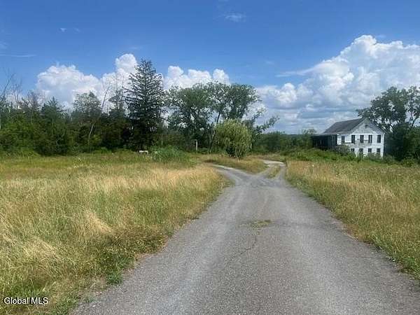 27 Acres of Mixed-Use Land for Sale in Hudson, New York