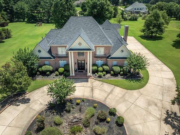 2 Acres of Residential Land with Home for Sale in Fisherville, Tennessee