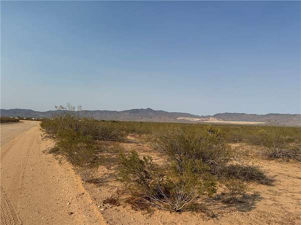 5.88 Acres of Land for Sale in Golden Valley, Arizona