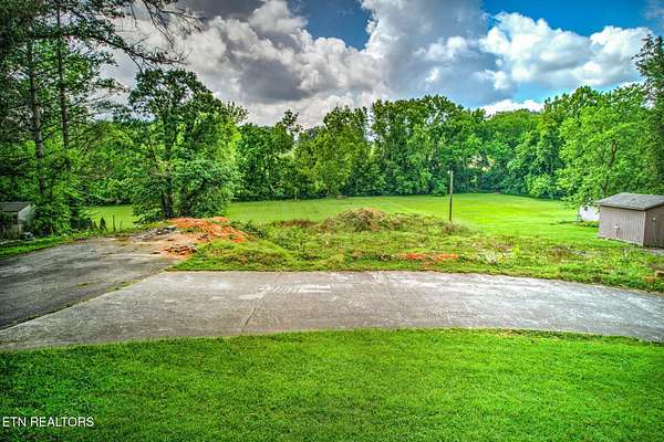 1.33 Acres of Residential Land for Sale in Knoxville, Tennessee