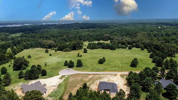 3.5 Acres of Residential Land for Sale in Flint, Texas