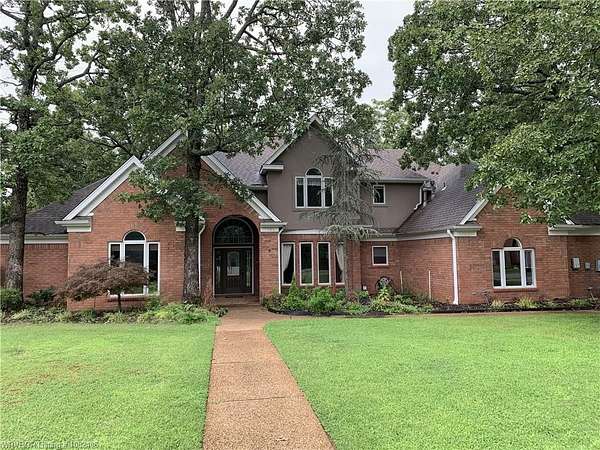 1.58 Acres of Residential Land with Home for Auction in Fort Smith, Arkansas