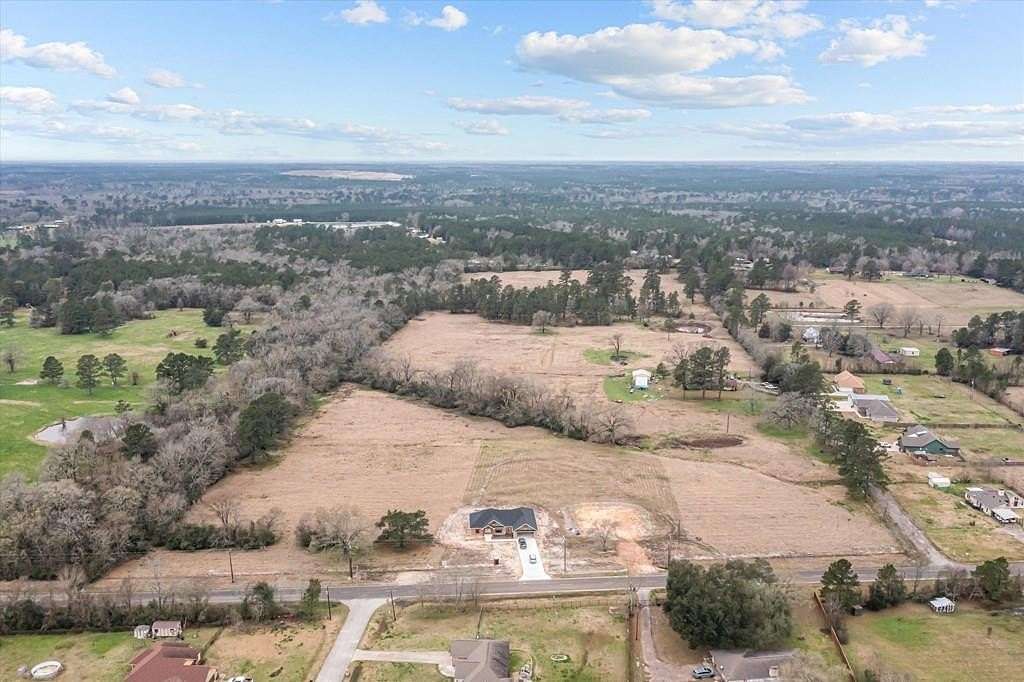 0.99 Acres of Residential Land for Sale in Lufkin, Texas