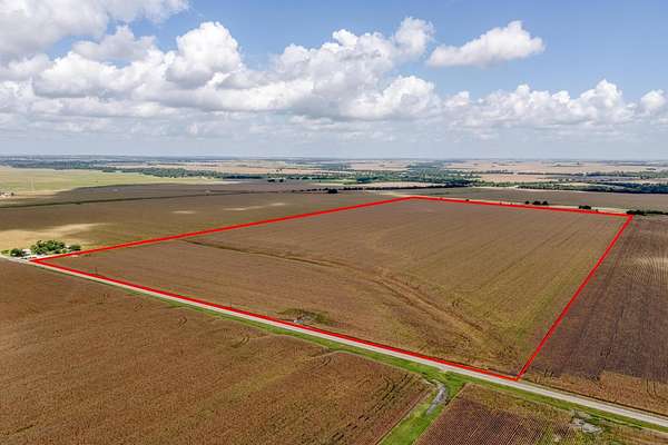 127 Acres of Land for Sale in Granger, Texas