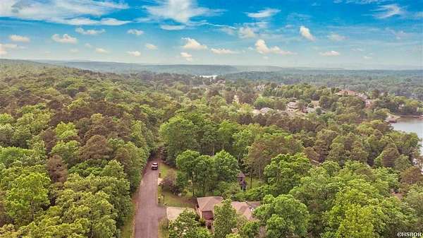 1.25 Acres of Residential Land for Sale in Hot Springs, Arkansas