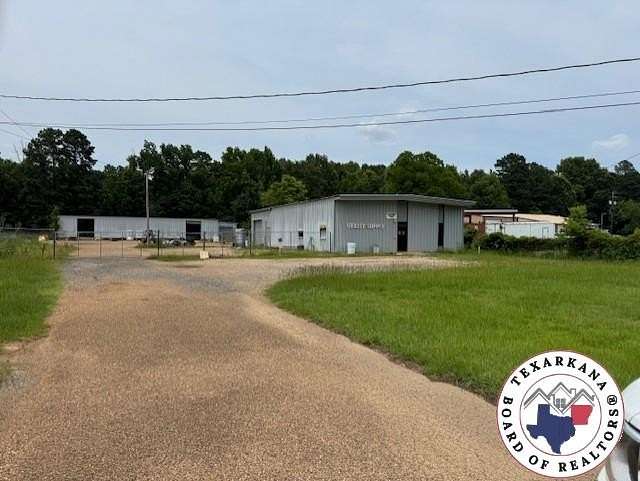 1.52 Acres of Improved Residential Land for Sale in Texarkana, Texas