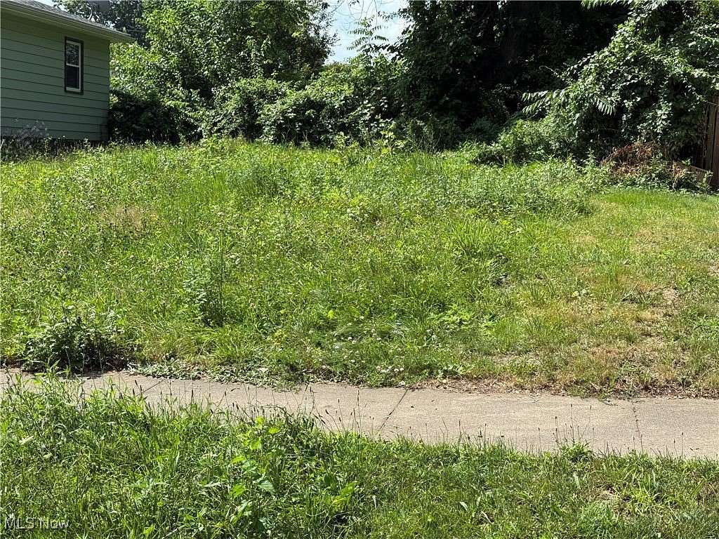 0.12 Acres of Land for Sale in Akron, Ohio