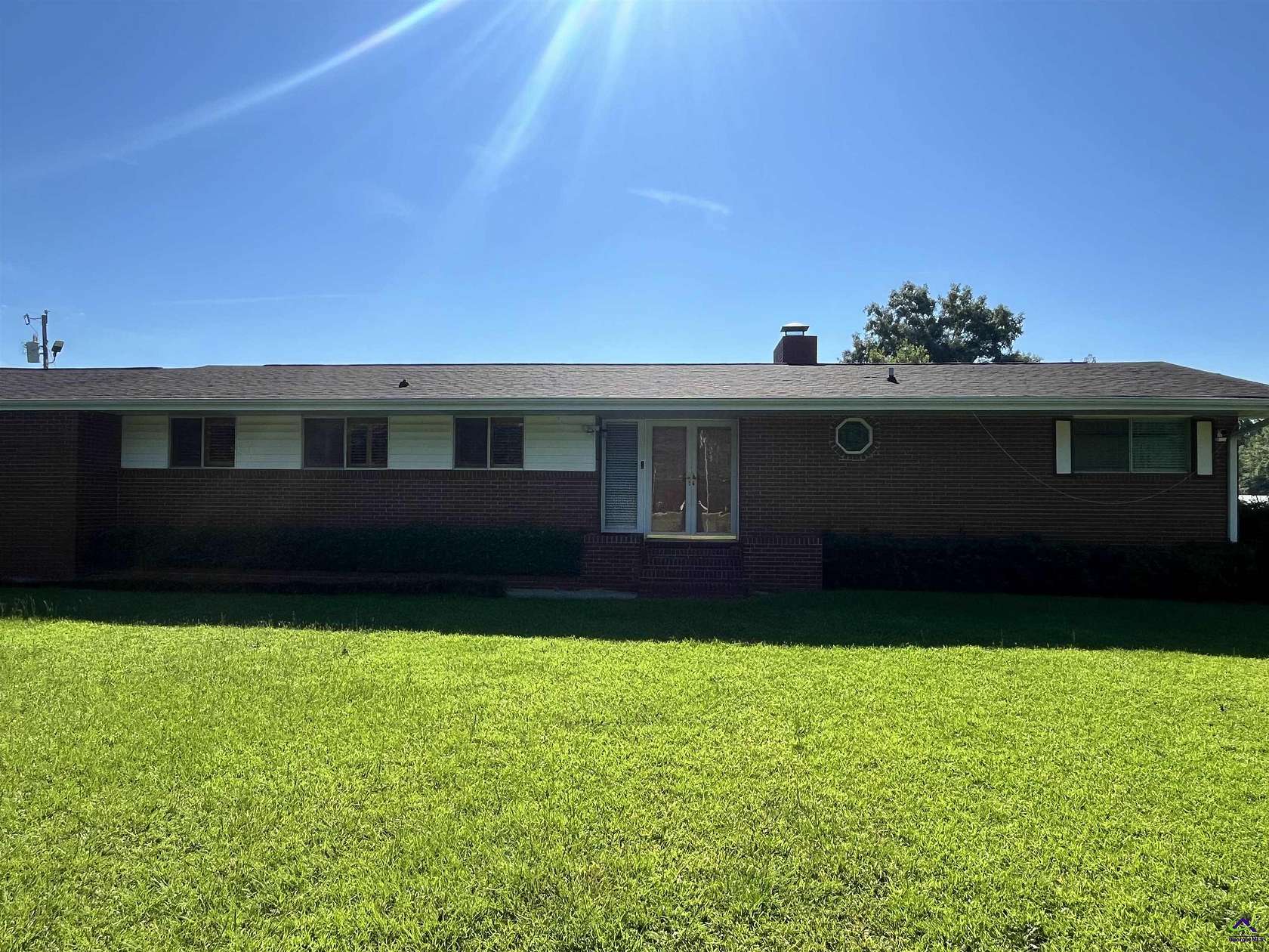 3.22 Acres of Residential Land with Home for Sale in Perry, Georgia