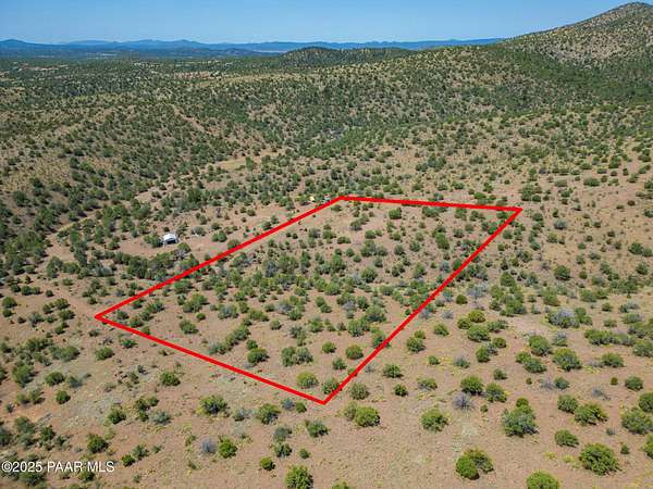 6 Acres of Residential Land for Sale in Chino Valley, Arizona