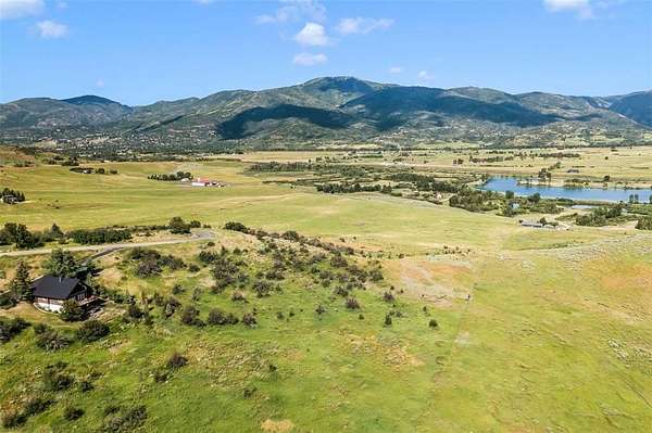 1.89 Acres of Residential Land for Sale in Steamboat Springs, Colorado