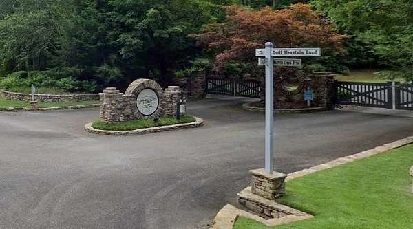 3 Acres of Residential Land for Sale in Ellijay, Georgia