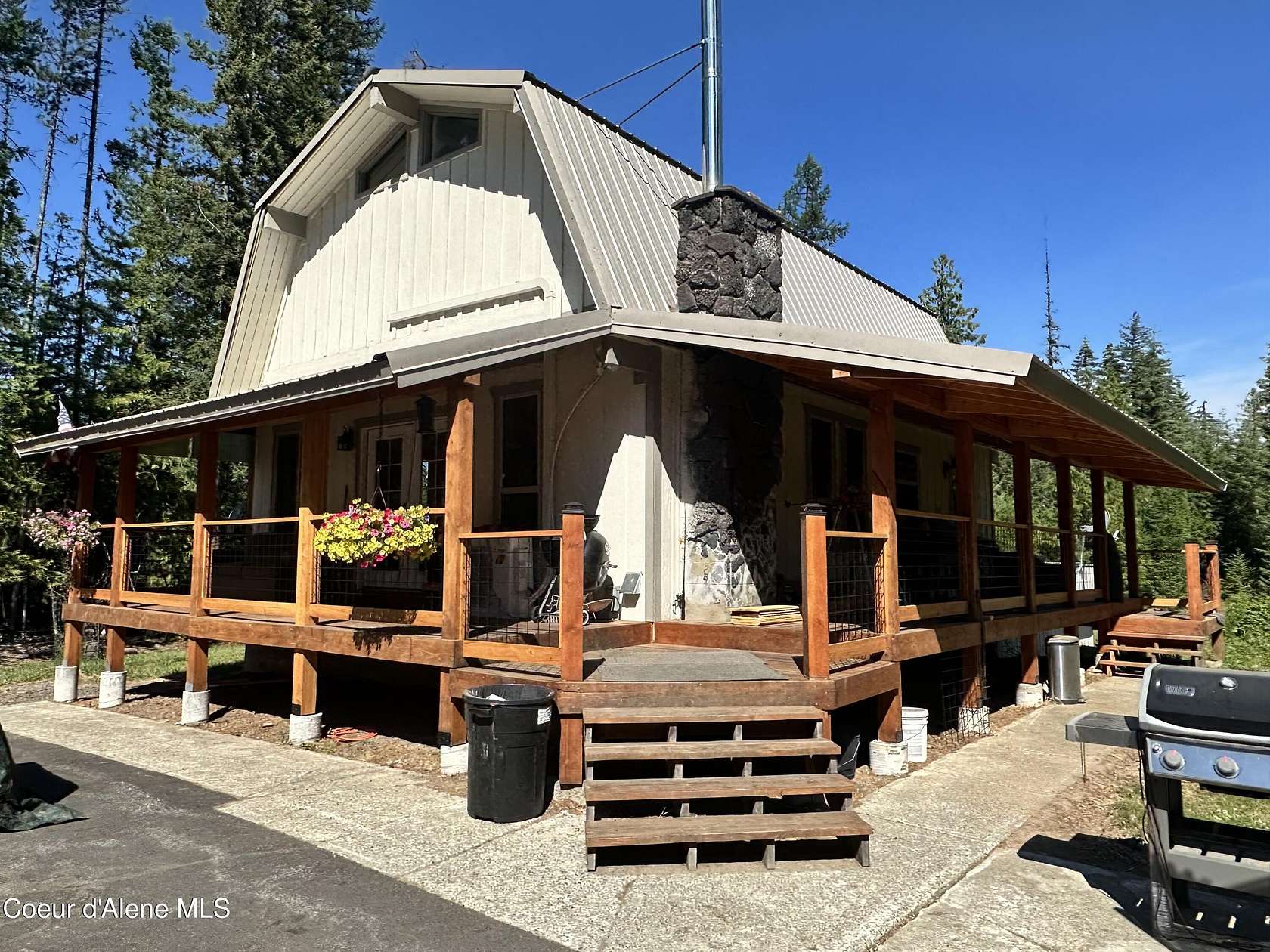 6 Acres of Residential Land with Home for Sale in St. Maries, Idaho