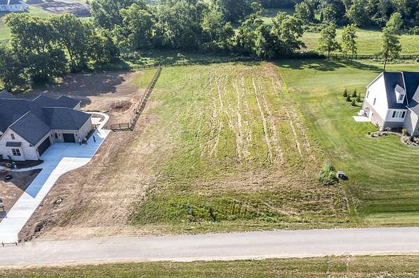 1 Acre of Residential Land for Sale in Nicholasville, Kentucky