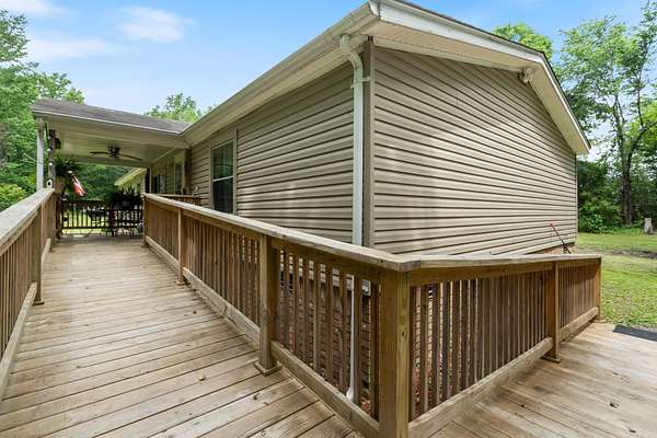 5 Acres of Residential Land with Home for Sale in Austin, Arkansas