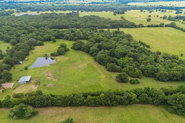 41 Acres of Land for Sale in Campbell, Texas