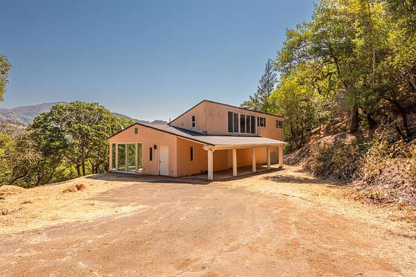 10 Acres of Residential Land with Home for Sale in Napa, California