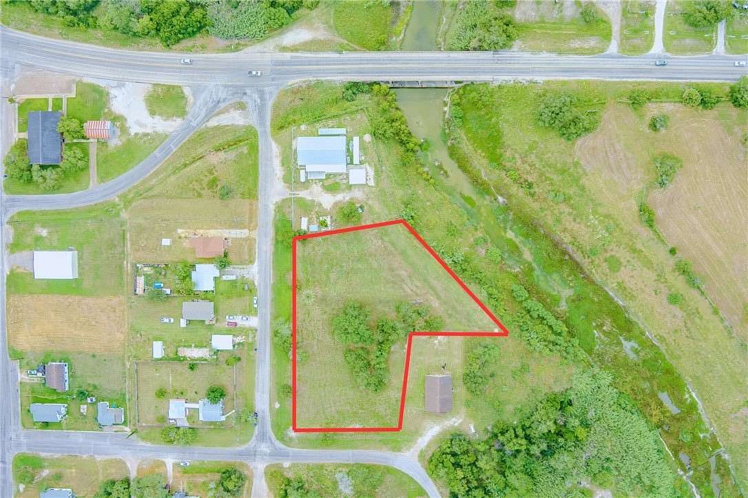 1.64 Acres of Residential Land for Sale in Sinton, Texas