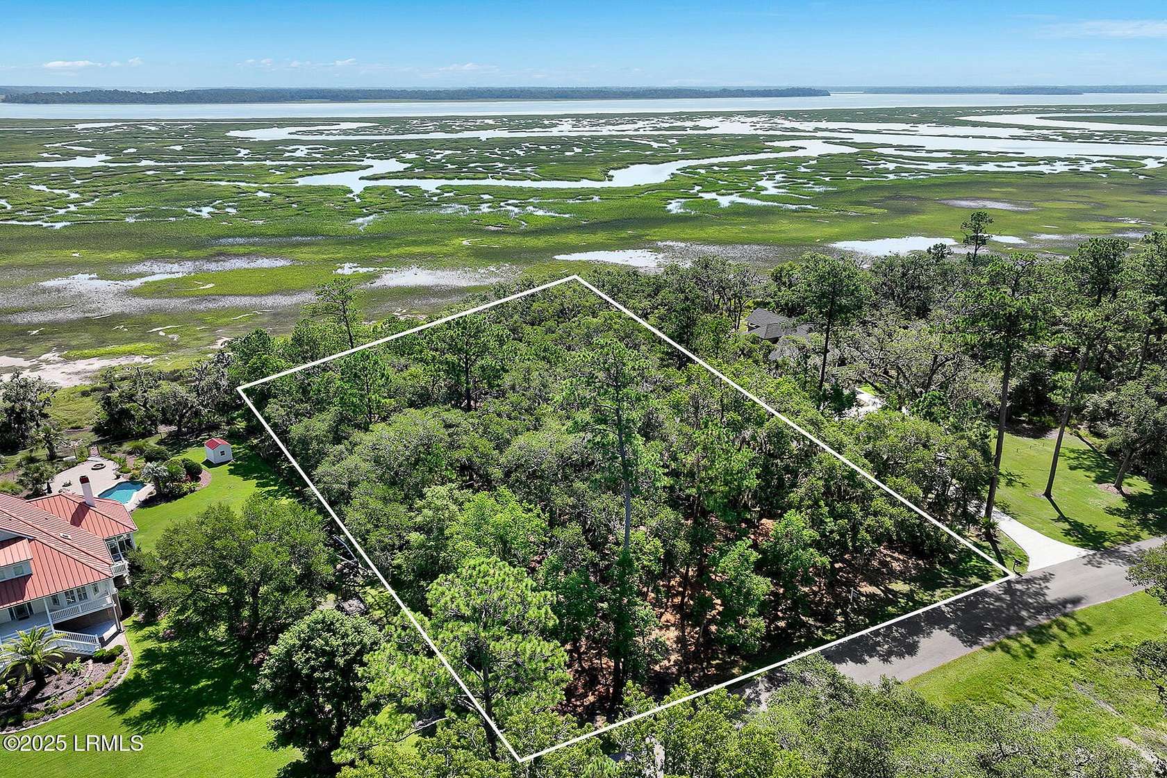 1.4 Acres of Residential Land for Sale in Ridgeland, South Carolina