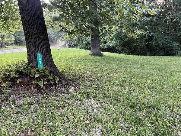 0.71 Acres of Commercial Land for Sale in Nashville, Indiana