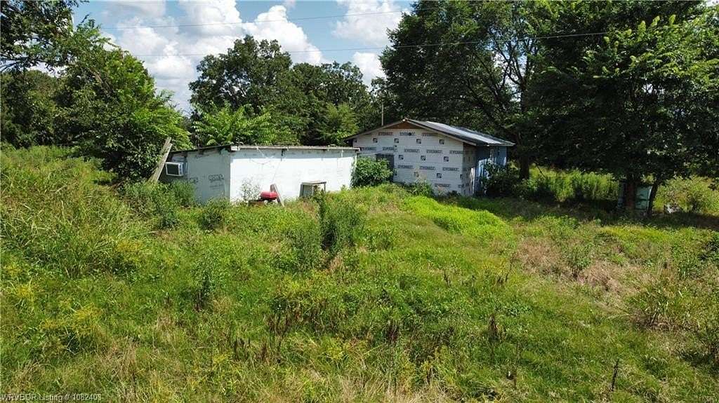 40 Acres of Land with Home for Sale in Heavener, Oklahoma
