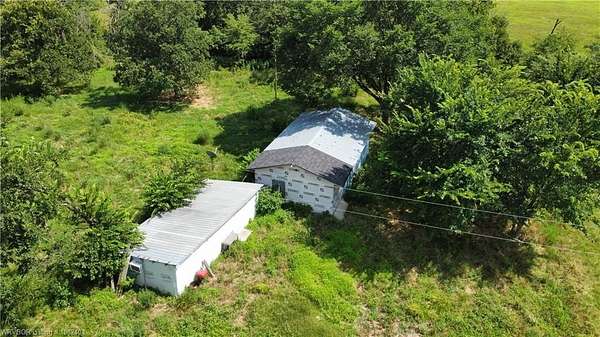 40 Acres of Land with Home for Sale in Heavener, Oklahoma