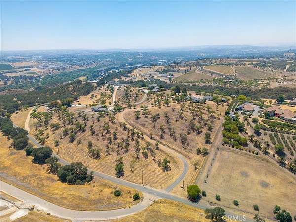 8 Acres of Land with Home for Sale in Paso Robles, California