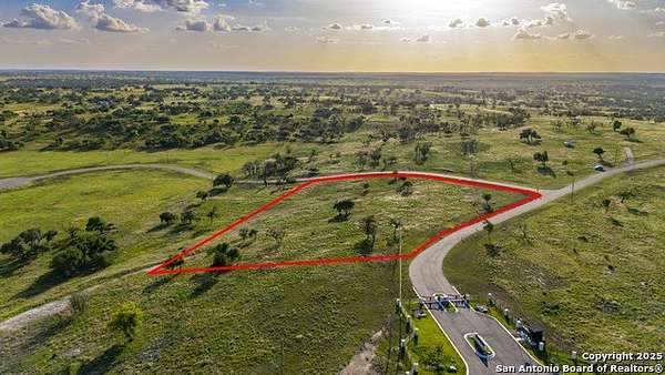 3 Acres of Residential Land for Sale in Fredericksburg, Texas